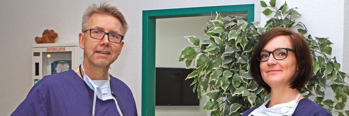 Dr. Kischkat & Mitarbeiterin